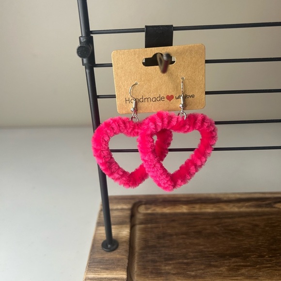 Jewelry - Super Cute Fluffy Hot Pink Heart Barbie Core Dangly Earrings NEW